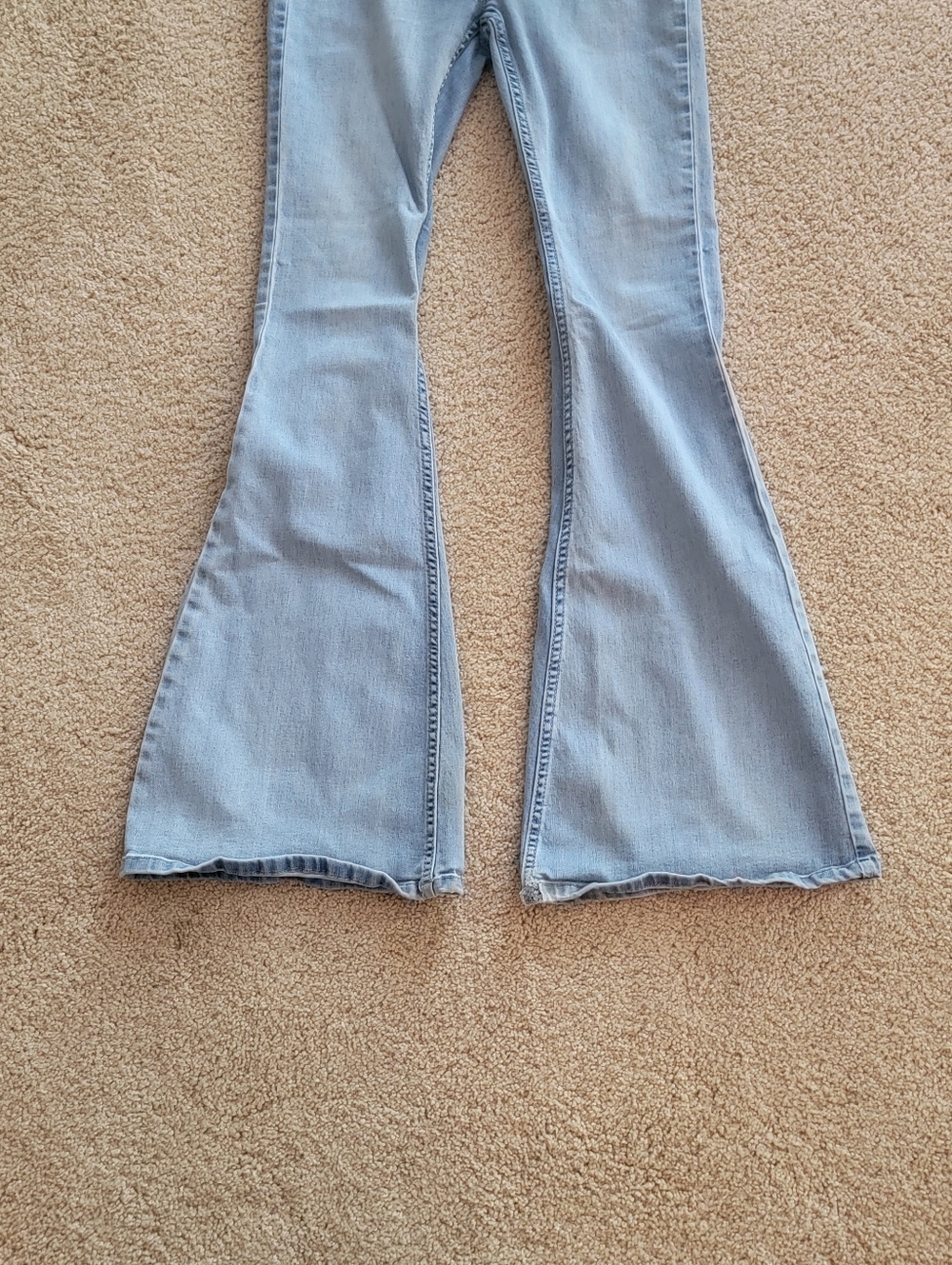 Free People Penny Pull On Flare Jeans, Size W28 Short, Light Wash, Retro Boho - Picture 4 of 10